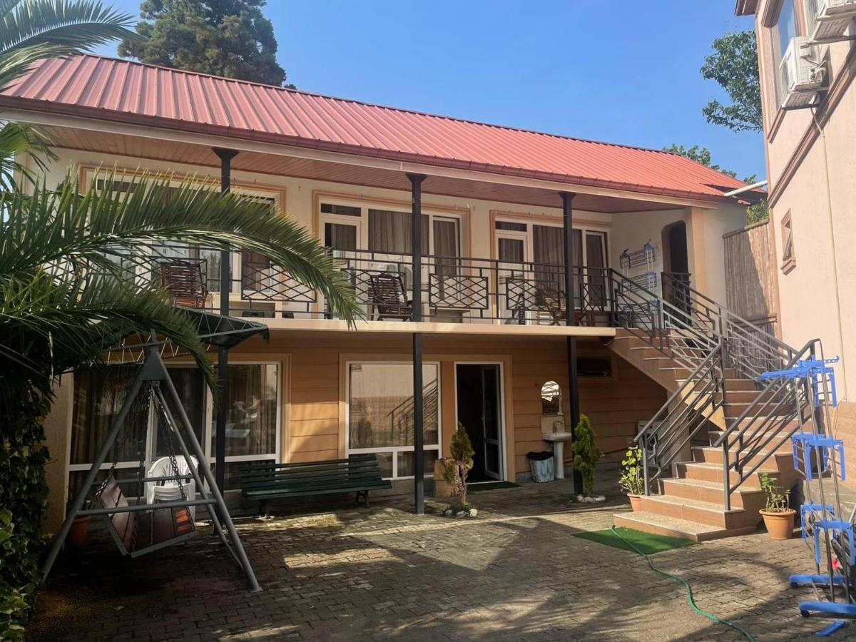 Guest House Nino マヒンジャウリ エクステリア 写真